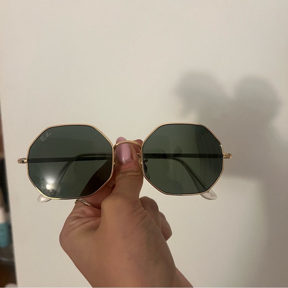 Ray-Ban Octagonal Gold Frame with Dark Green Lenses